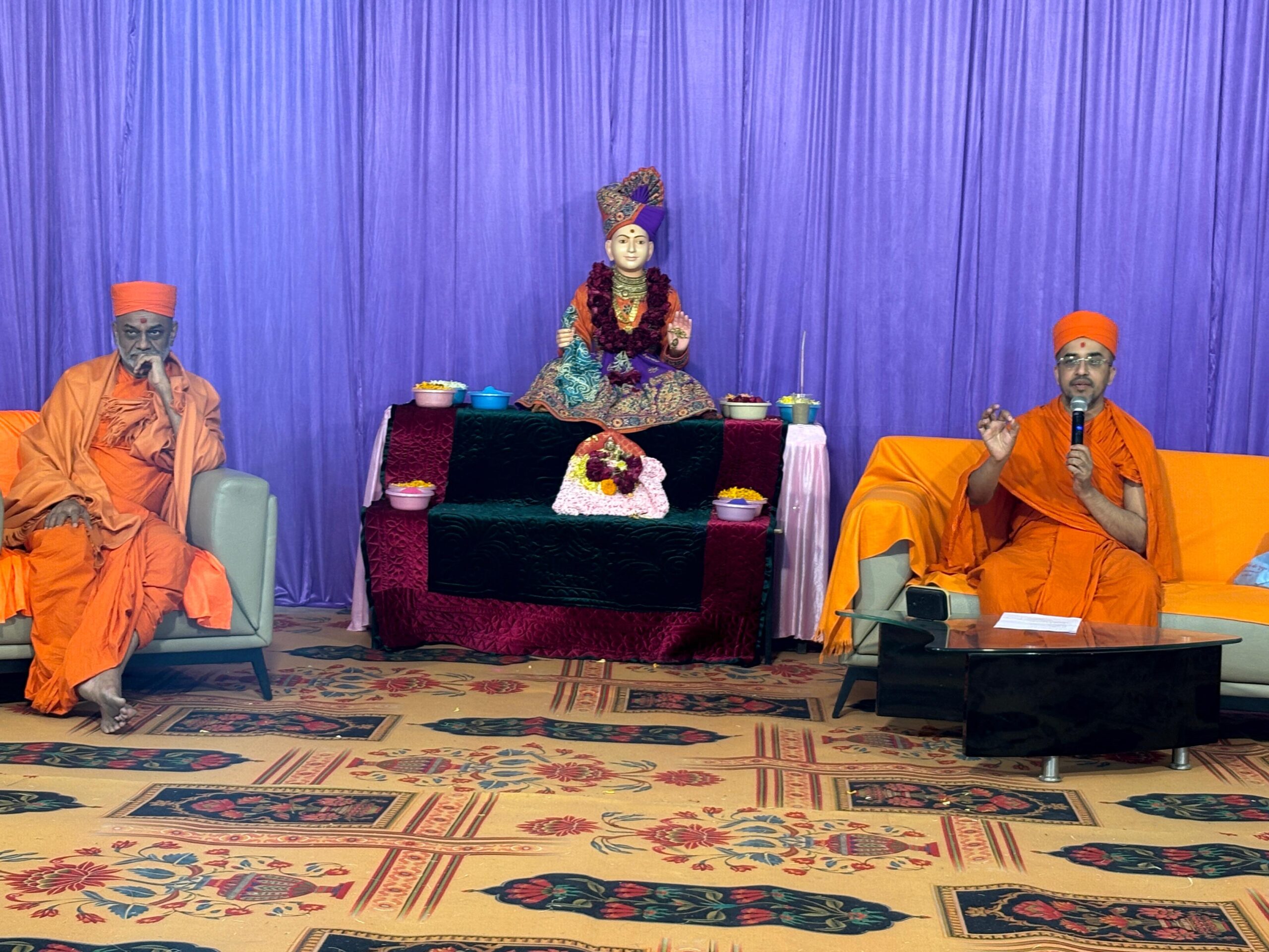 *જીવન અમૂલ્ય છે.આત્મહત્યા કયારેય ના કરવી.- સાધુ પ્રેમવત્સલદાસજી કુમકુમ*