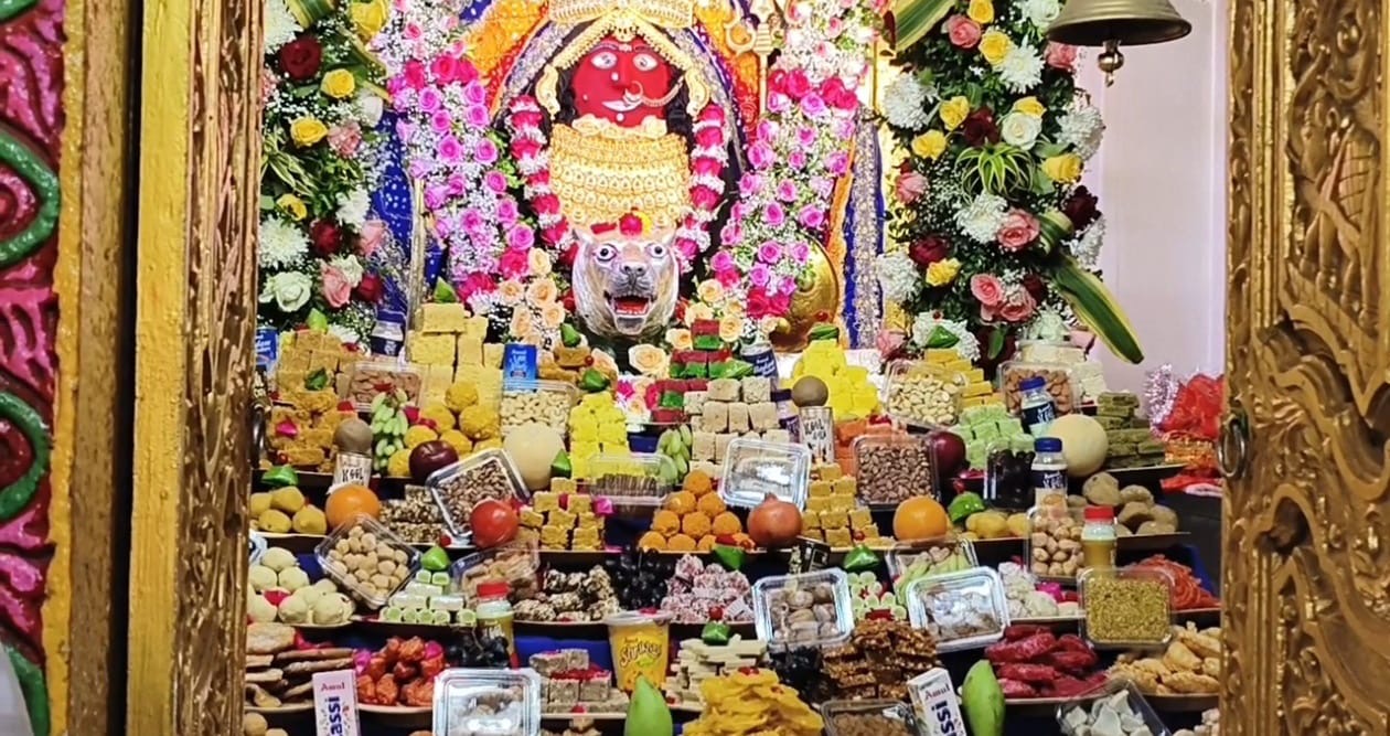 હરસિદ્ધિ માતાજીને 141 વ્યંજનોનો અનોખો અન્નકૂટ ધરાવાયો